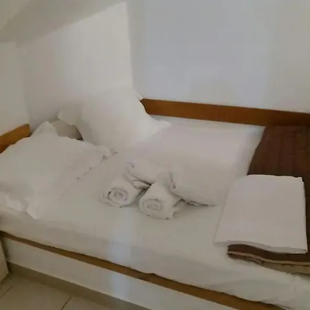 Maria's House 2 * Ilia